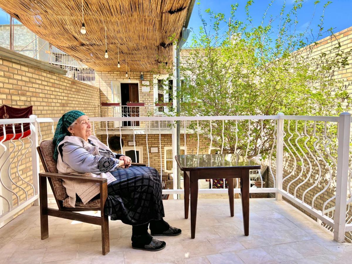 Usman Heritage Bukhara Esterno foto